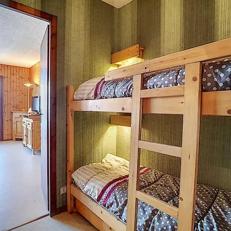 Confortable Pour 4 A Avec Balcon Et Garage - Fr-1-818-88 La Clusaz